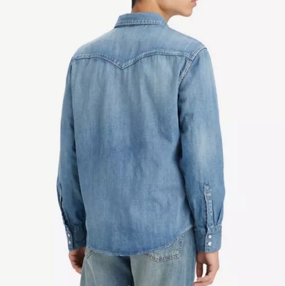 NWT Men's Levi's The Barstow Western Standard Fit Denim Shirt - Picture 4 of 7